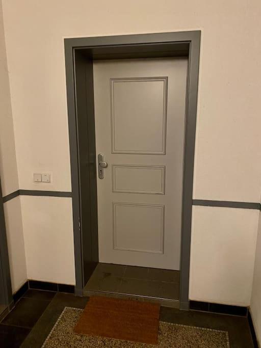 Ein Gemuetlicher Platz Im Gruenderzeitviertel شيمنيتز المظهر الخارجي الصورة